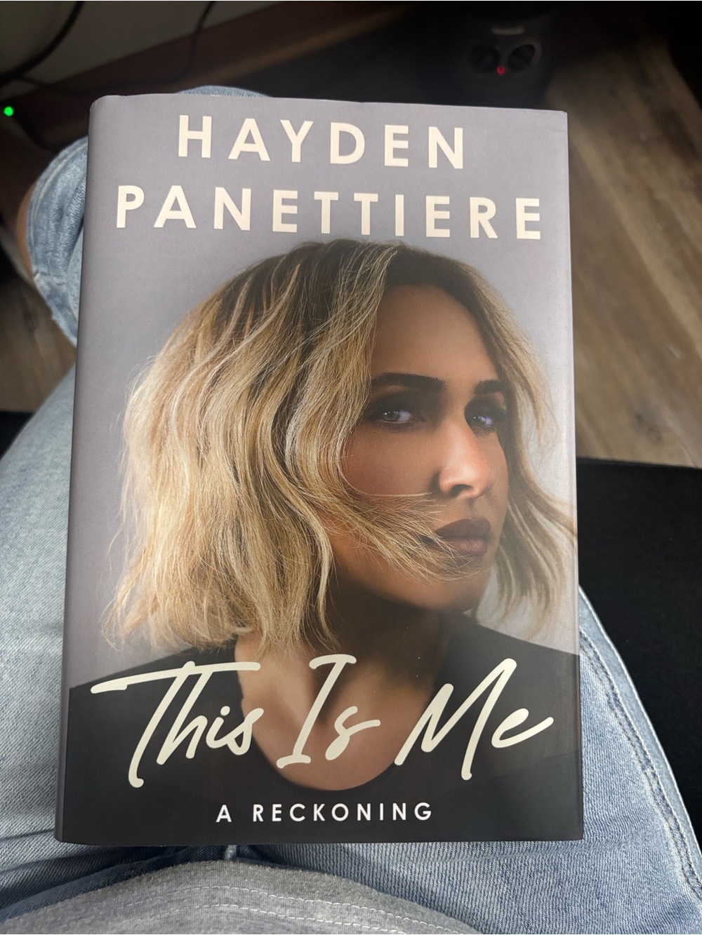 Hayden Panttiere • This Is Me • Autobiography. Signed & COA